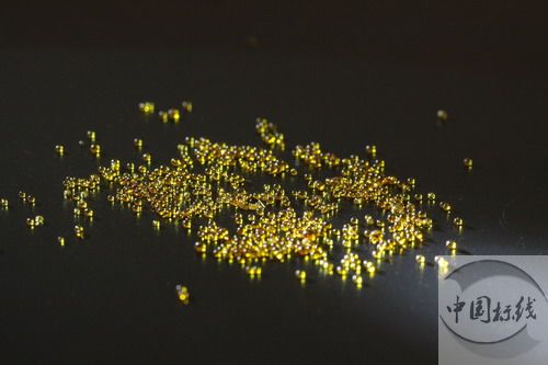 金沙汽车零部件车间喷砂处理
